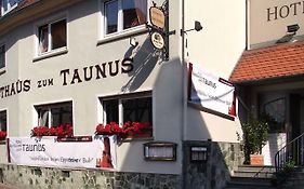 Hotel zum Taunus